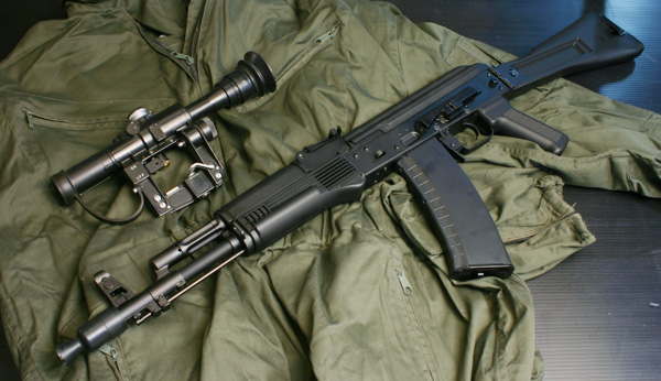 �|�S AK100�V���[�Y �J�[�r�� �}�Y���^AK74 MN